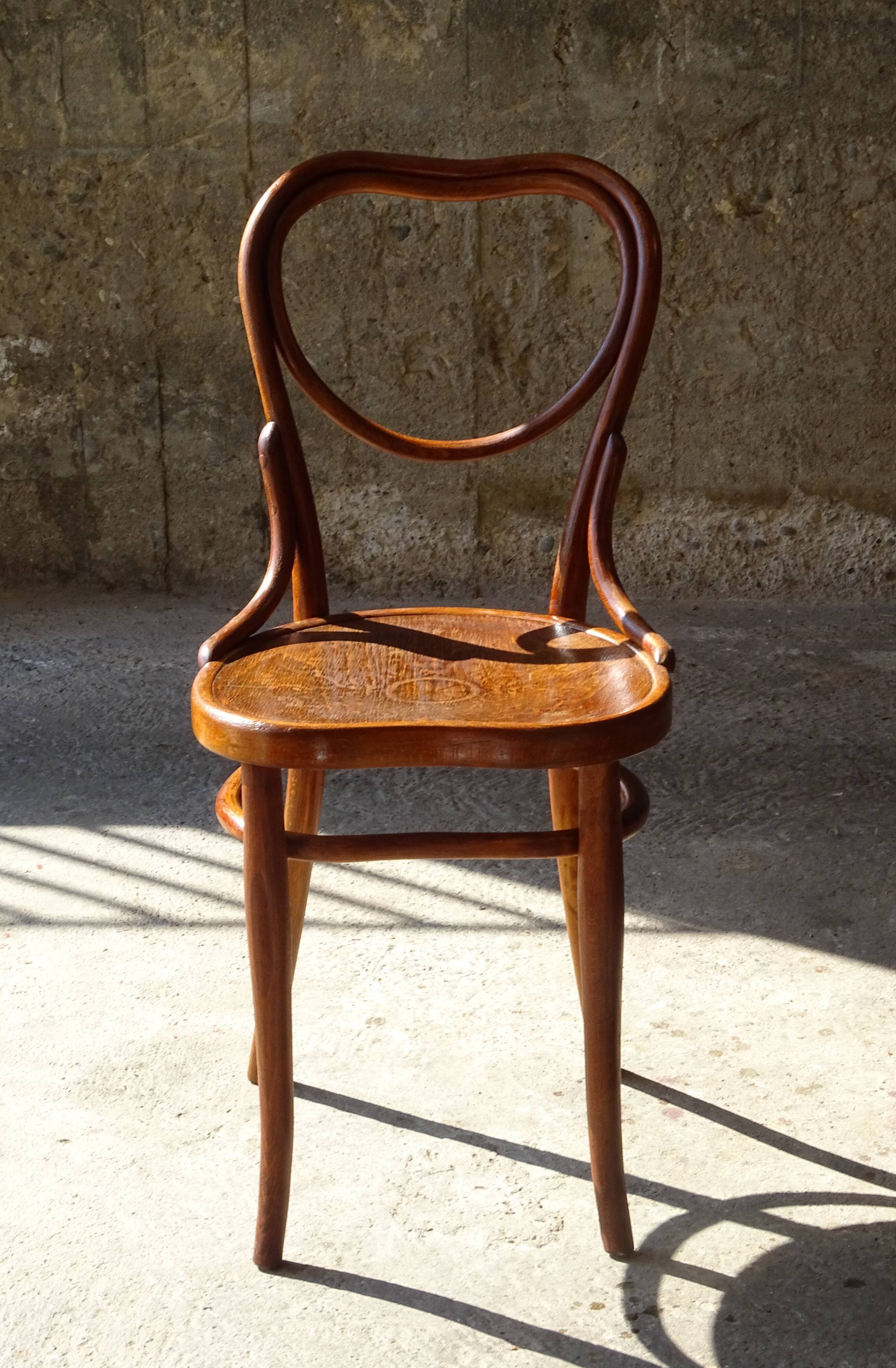 Thonet chair No. 28 sitting wood, circa 1900