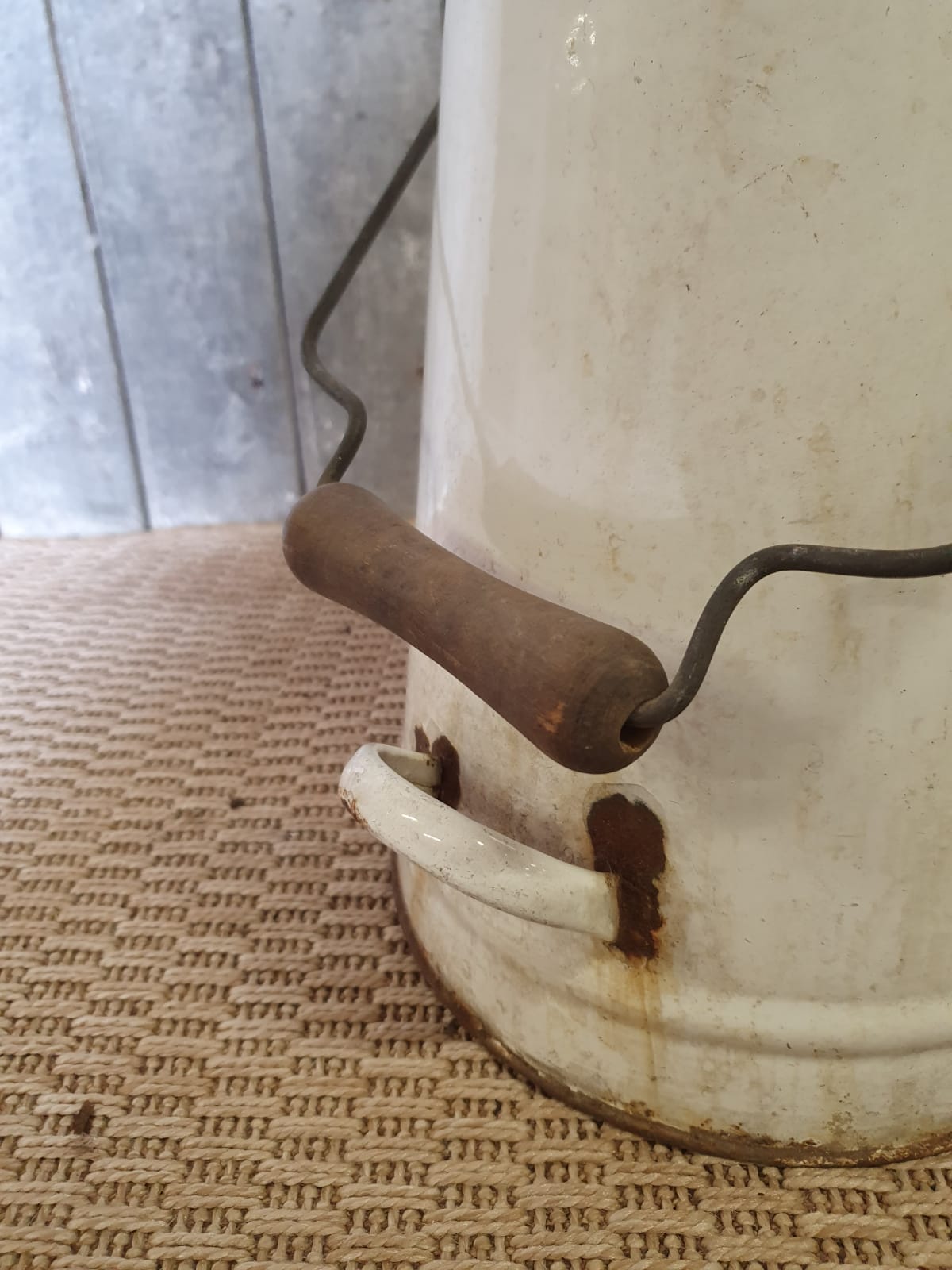 Coal bucket white enamelled umbrella holder