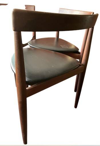 Set of 4 Scandinavian dining chairs by Hans Olsen for Frem Røjle.