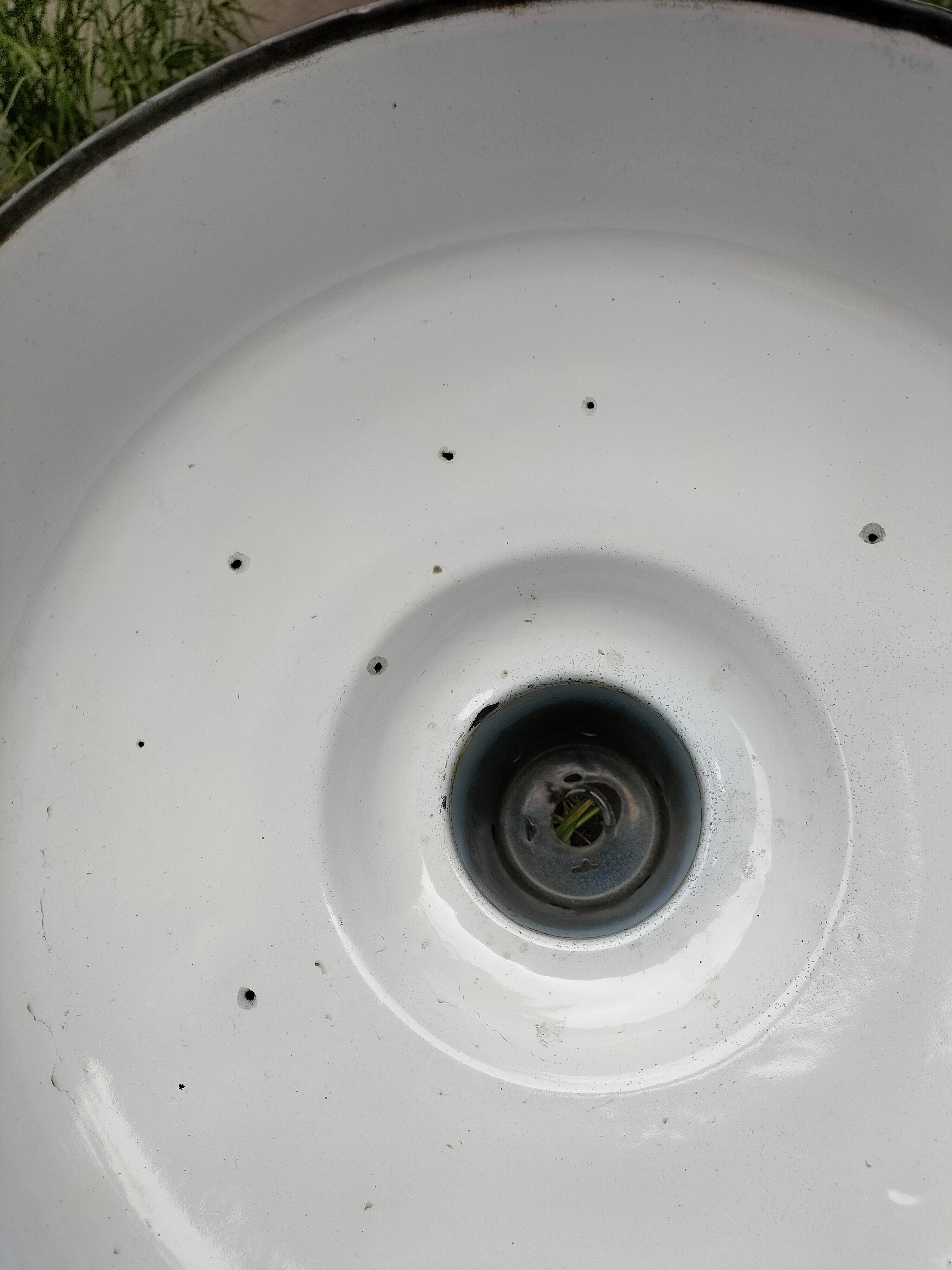 enameled sheet metal pendants