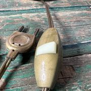 Lampe ancienne en laiton – Abat-jour à franges