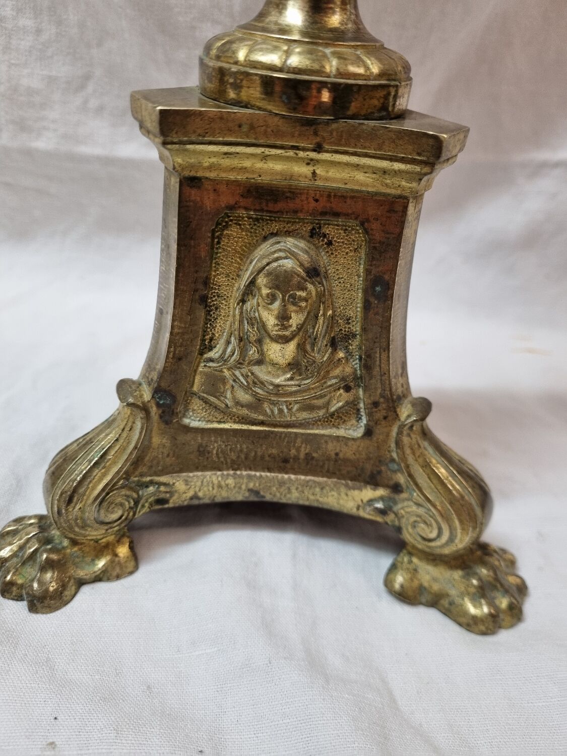 Church candlestick, lion's feet, nineteenth century