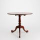 Table ronde à plateau basculant anglaise du XXe siècle en bois de cerisier, Royaume-Uni