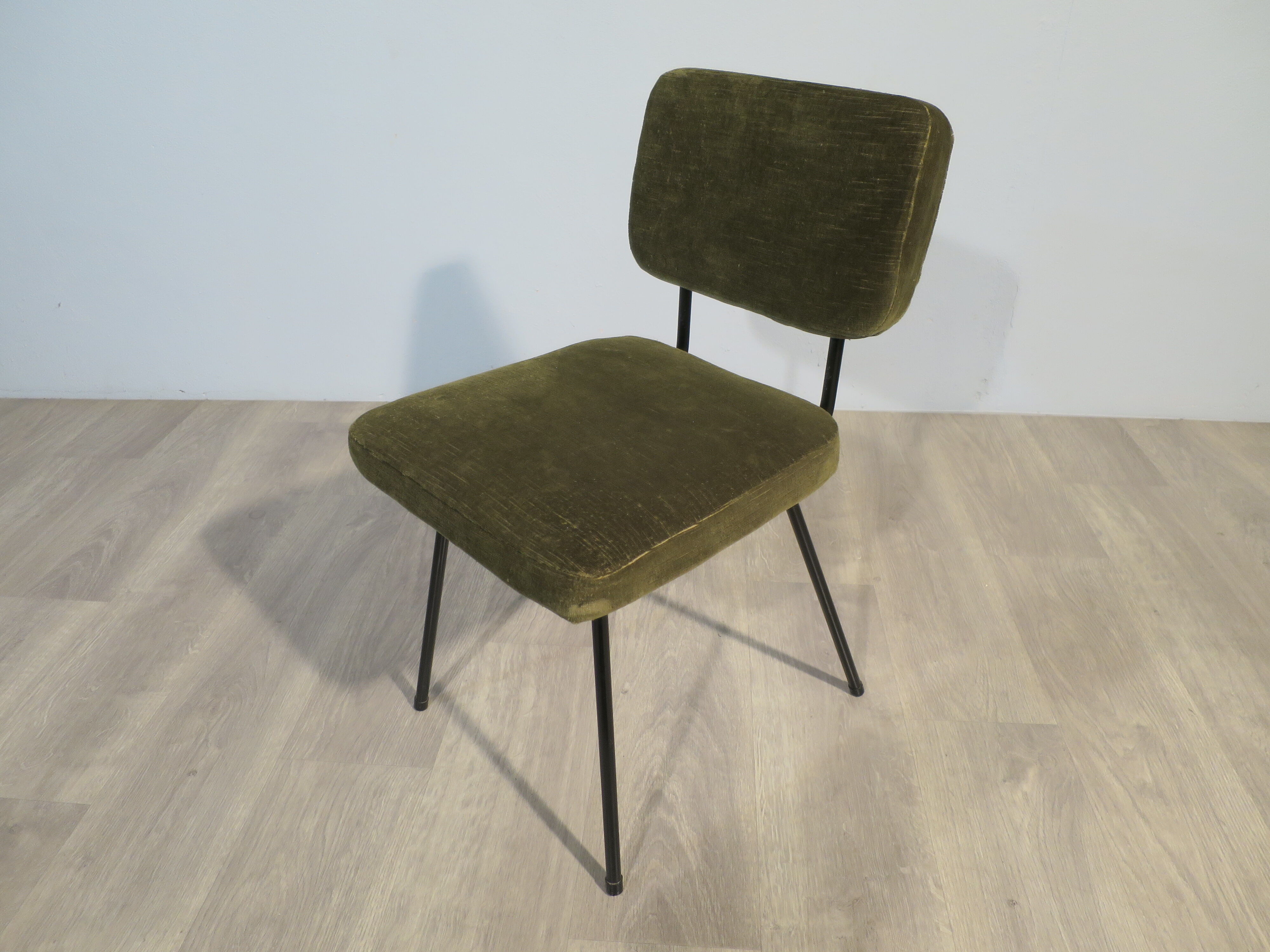 André Simard for Airborne Chair