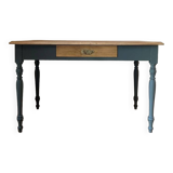 Bistro table