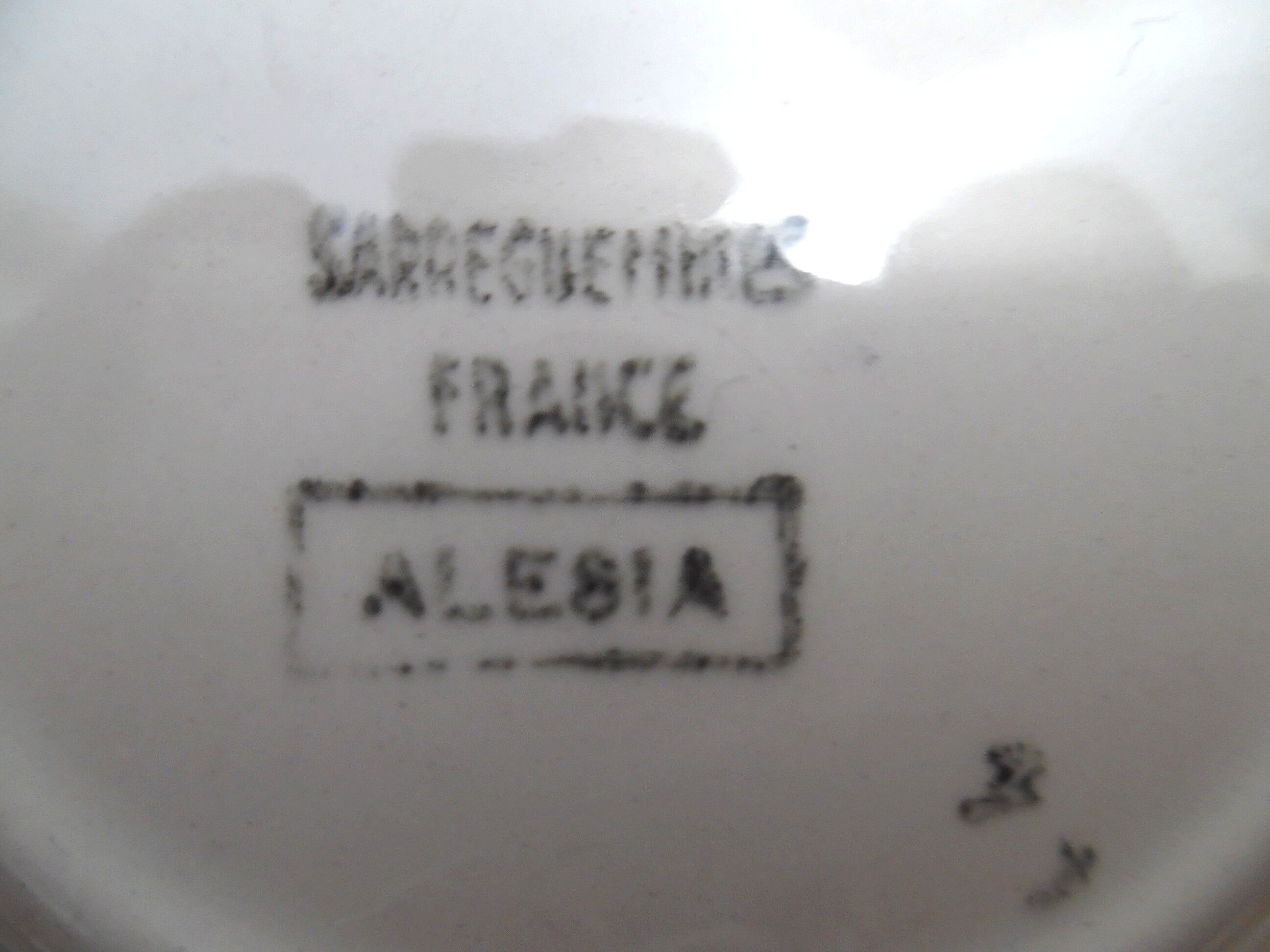 4 coffee cups and saucers Sarreguemines