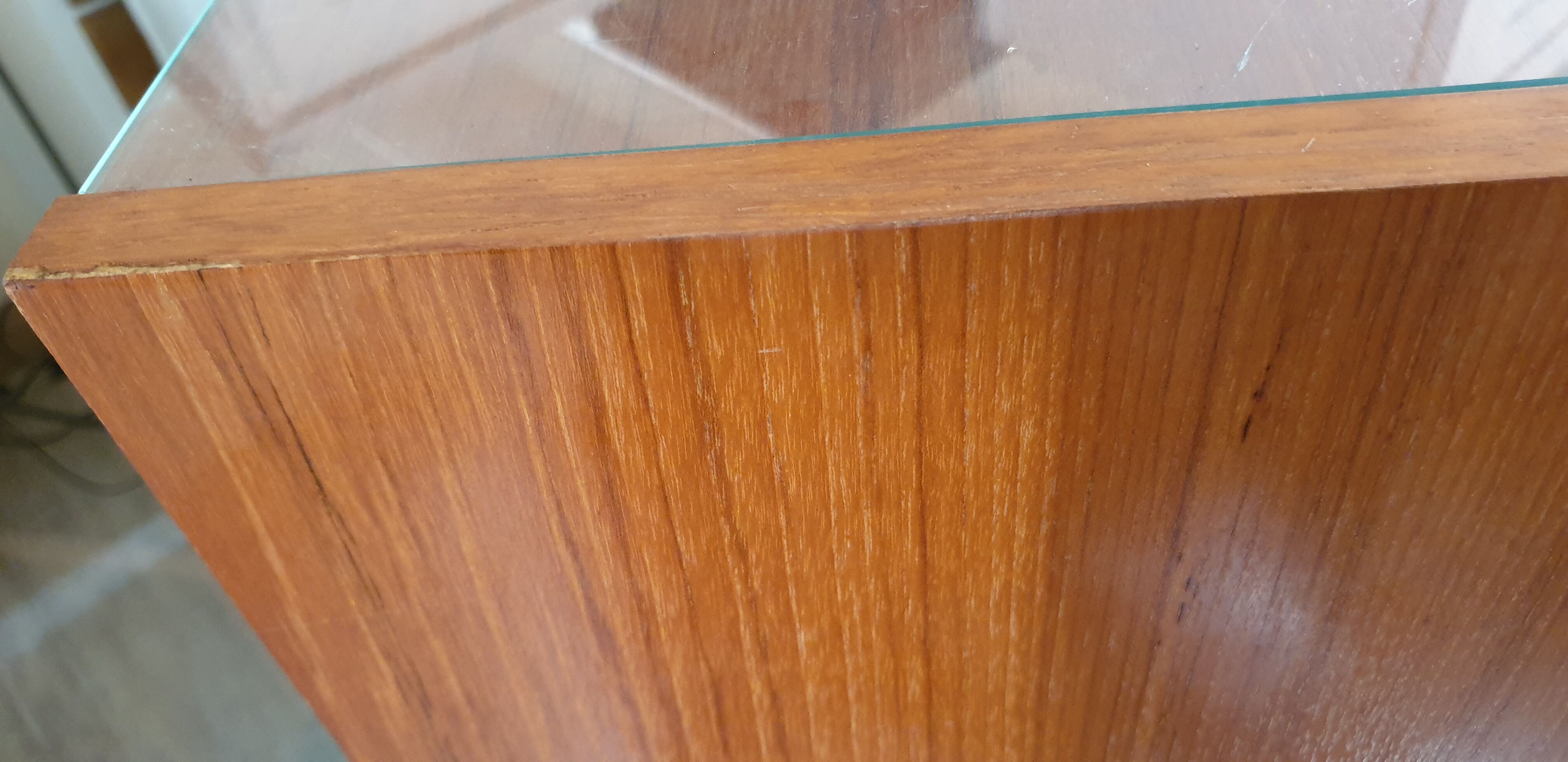 Scandinavian chest of drawers