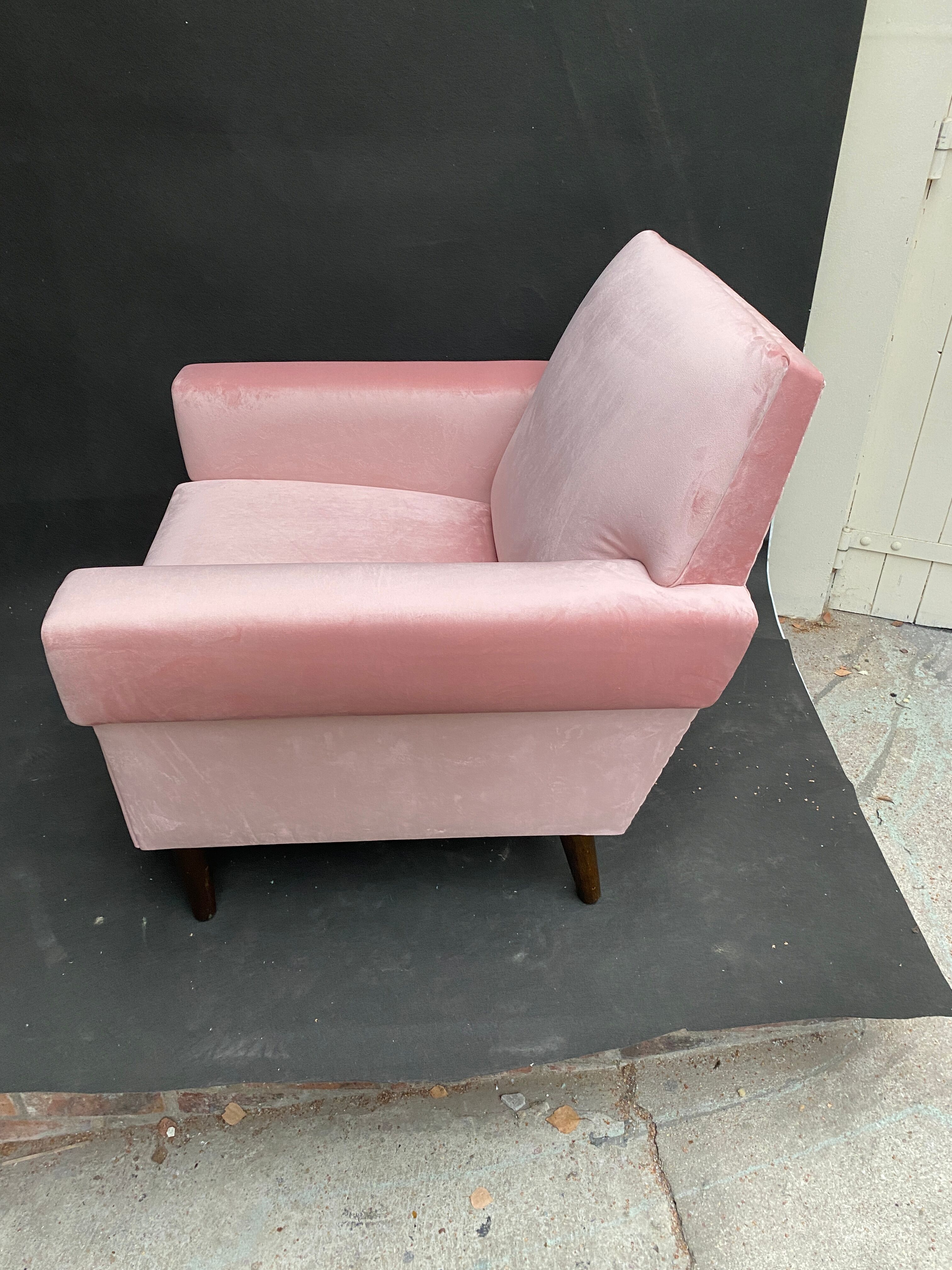 Vintage pink velvet armchair