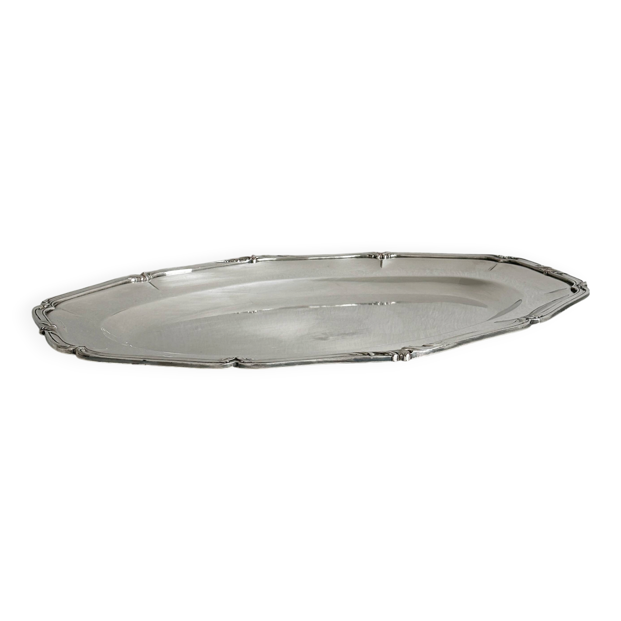 oval silver metal plate