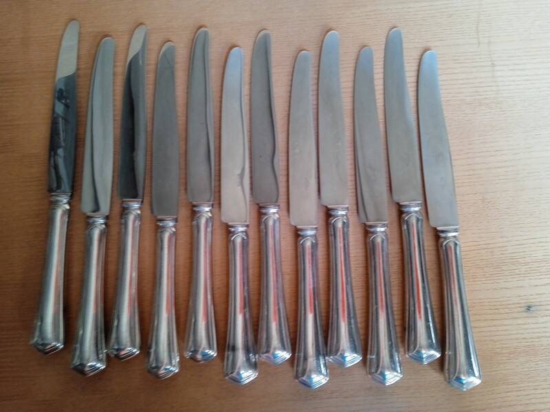 12 silver metal knives, filet model