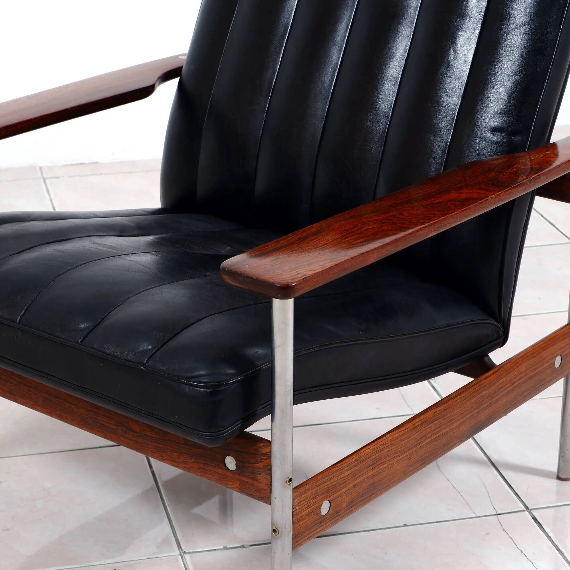Fauteuil "1001" de Sven Ivar Dysthe pour Dokka Mobler