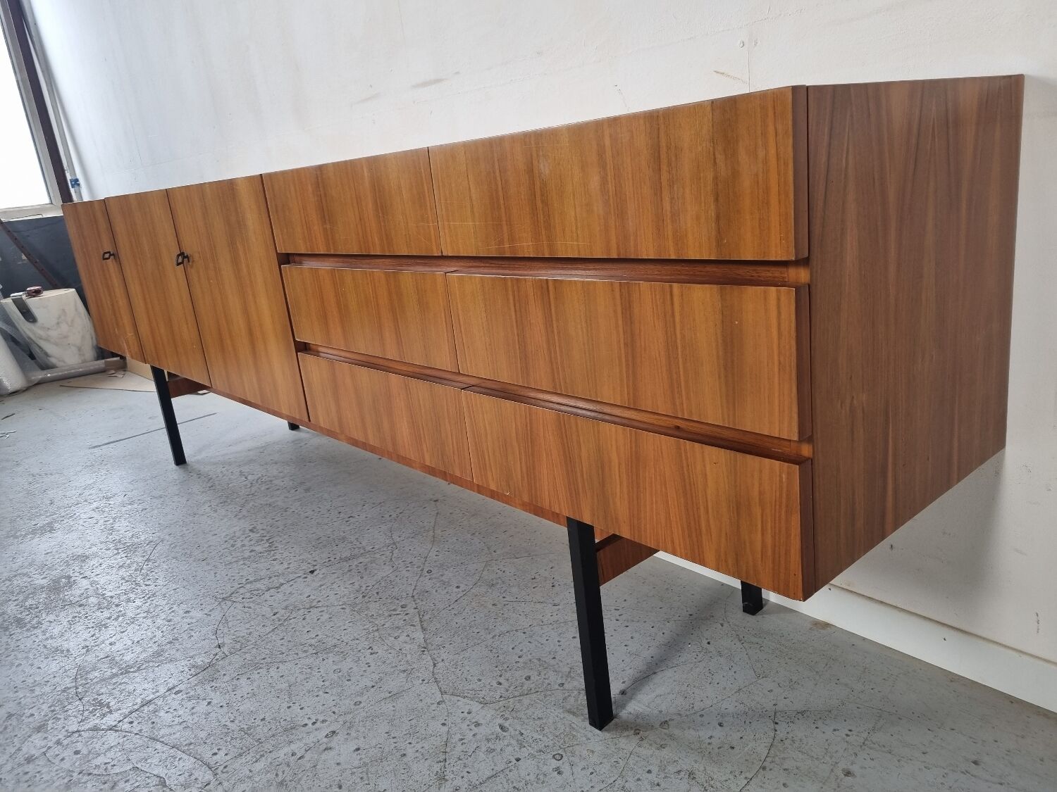 Scandinavian rowning Musterring walnut 60s