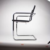 Pair of Matteo Grassi MG5 chairs in black leather and chrome