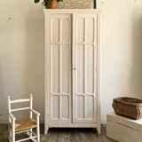 Armoire parisienne