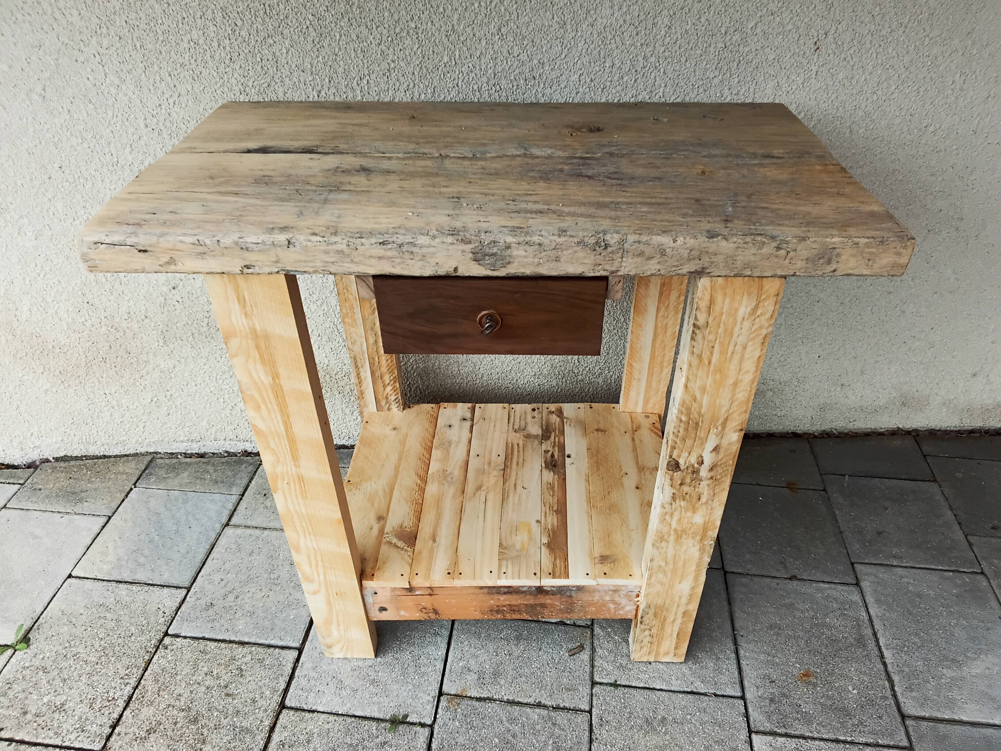 Wooden workbench