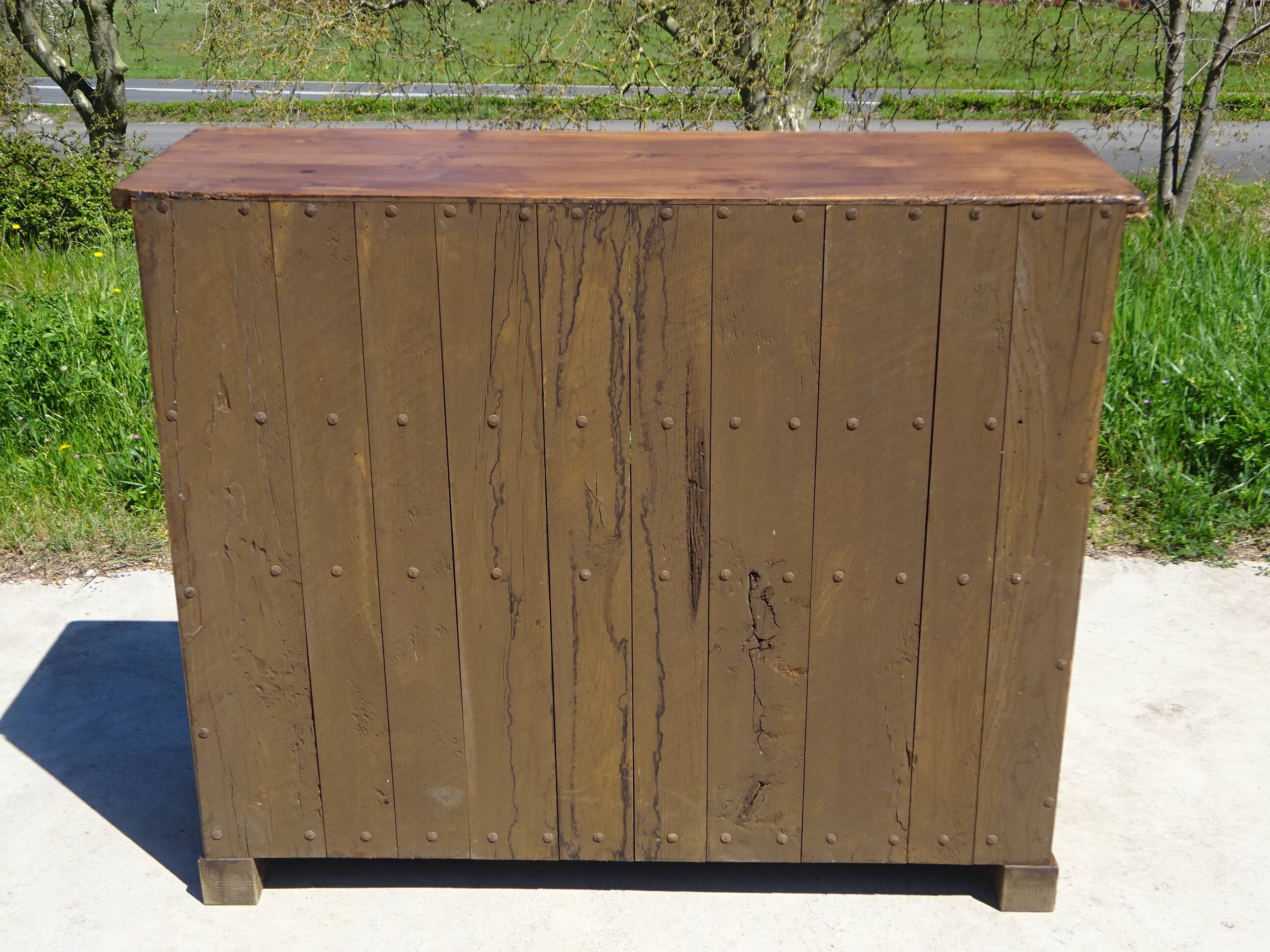 Old Tuscan sideboard, shallow depth