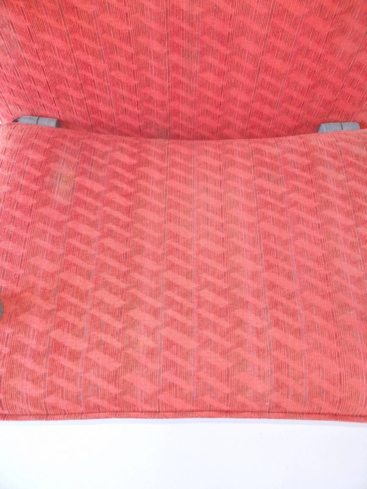 Authentic ARFLEX Italy T-Line lounge chair pair