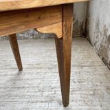 Farmhouse table with spindle legs 2.50m