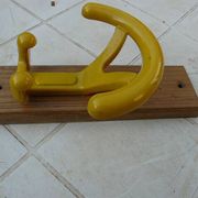 vintage yellow wall coat rack "Ghidini Italy"