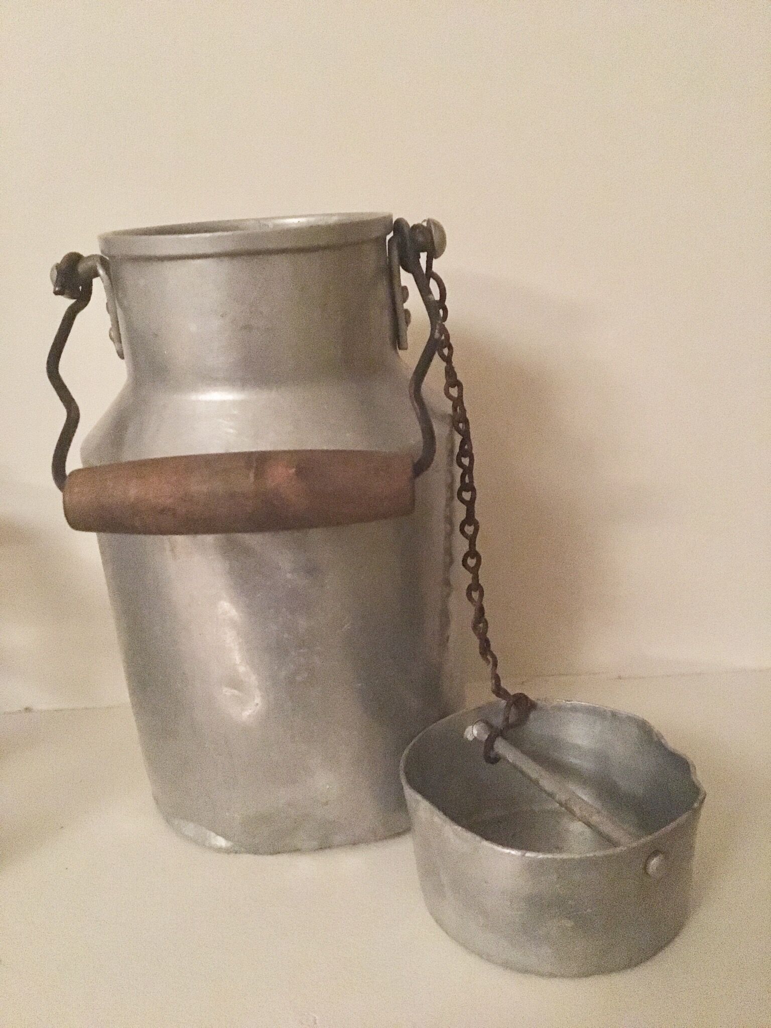 20 cm high zinc milk pot