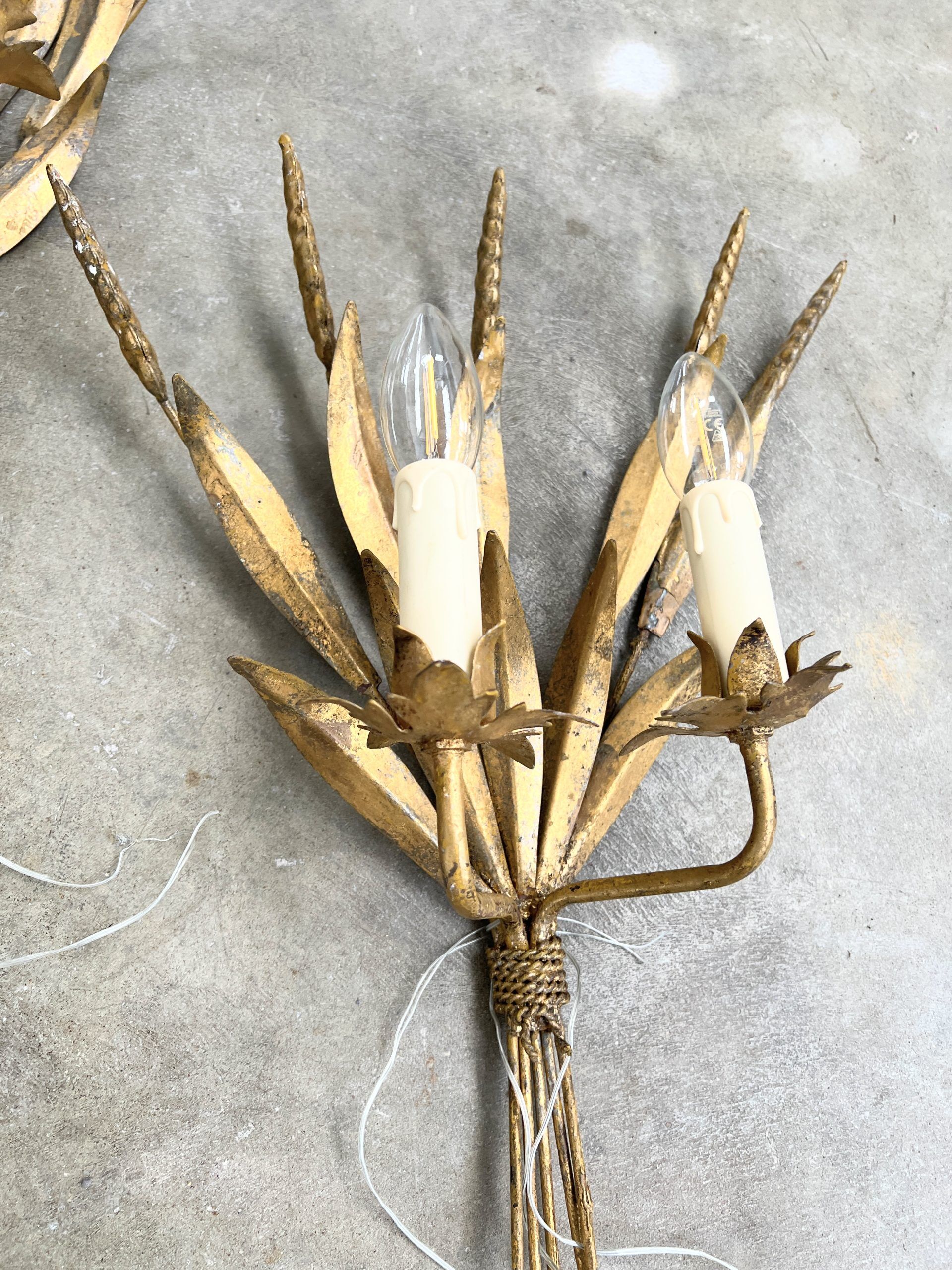 Pair of Wall Lights "Wheat Sheaf"