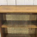 1970s English mahogany display cabinet with sliding doors