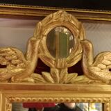 Mirror with gilded wood frame, dove decor