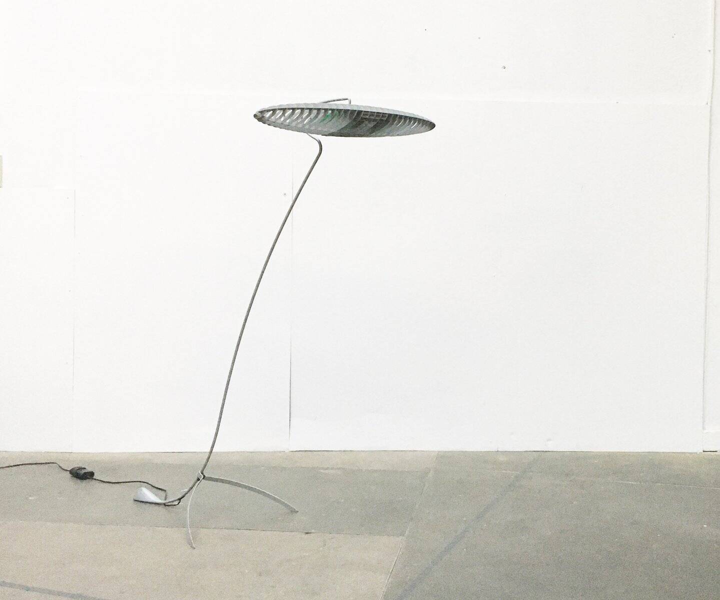 Titania Terra floor lamp, postmodern Italian design by Alberto Meda and Paolo Rizzatto for Luceplan.