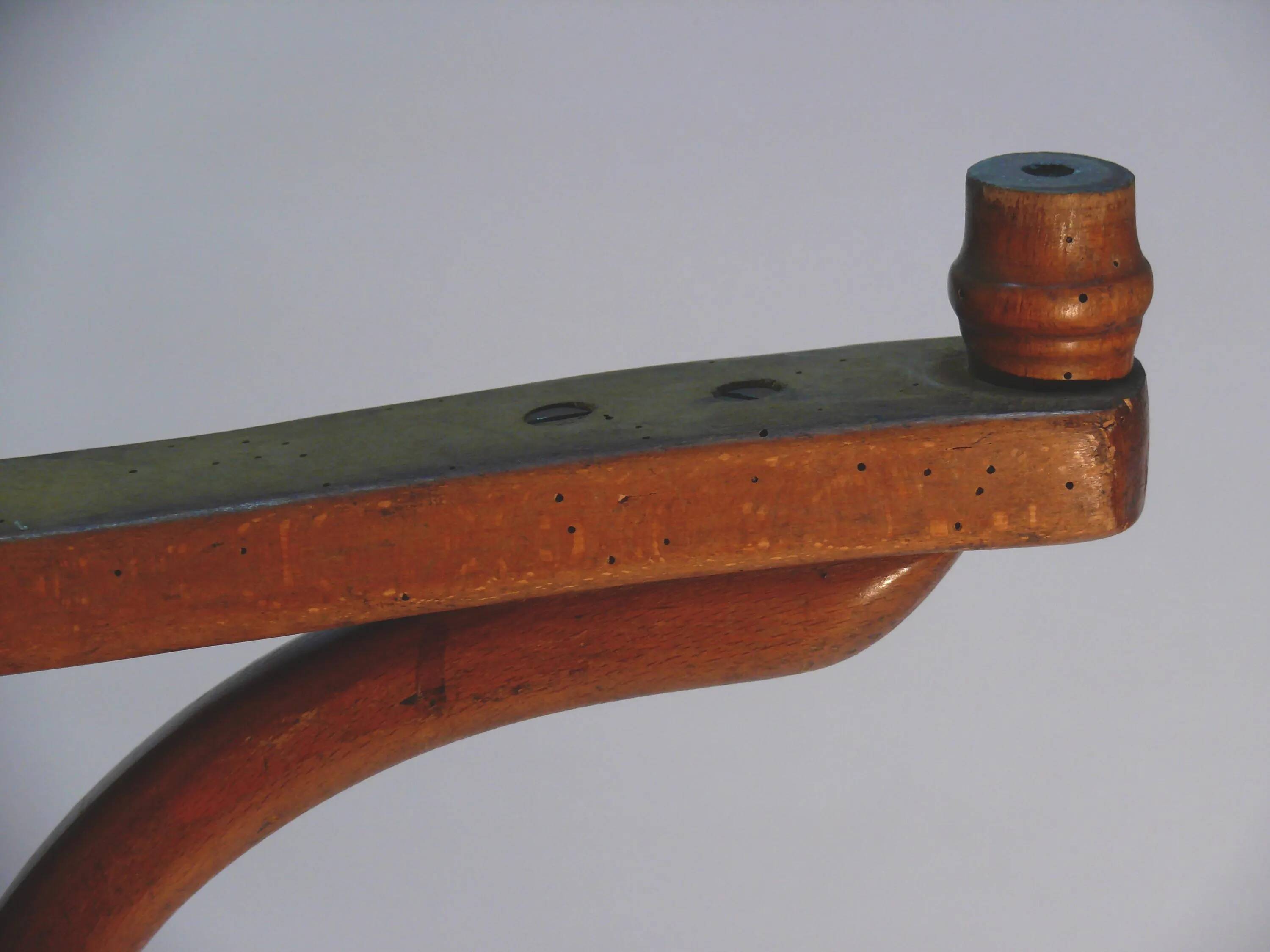 Tabouret de piano / tabouret pivotant, J. & J. Kohn company, tabouret ancien en bois courbé, vers 1900