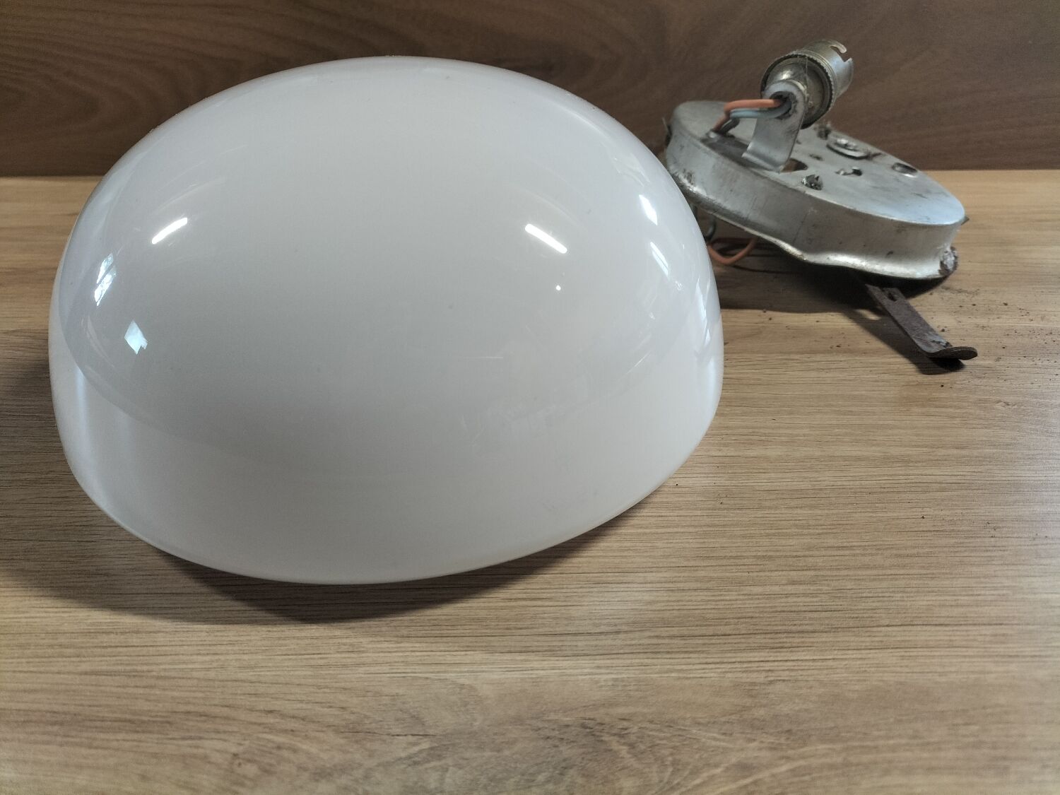 Glass globe ceiling lamp