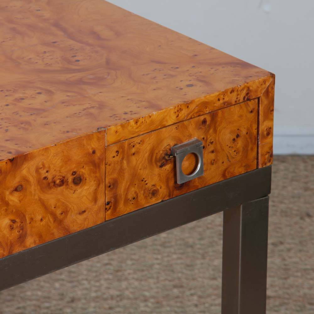 Table à jeu en loupe de bois par Guy Lefevre pour Maison Jansen, 1970