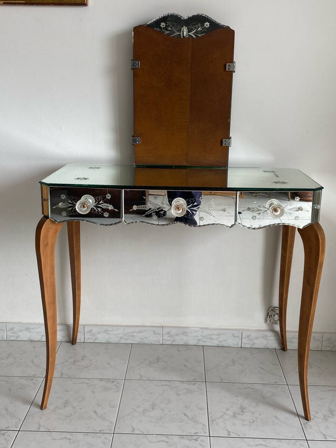 50s Venetian mirrored dressing table