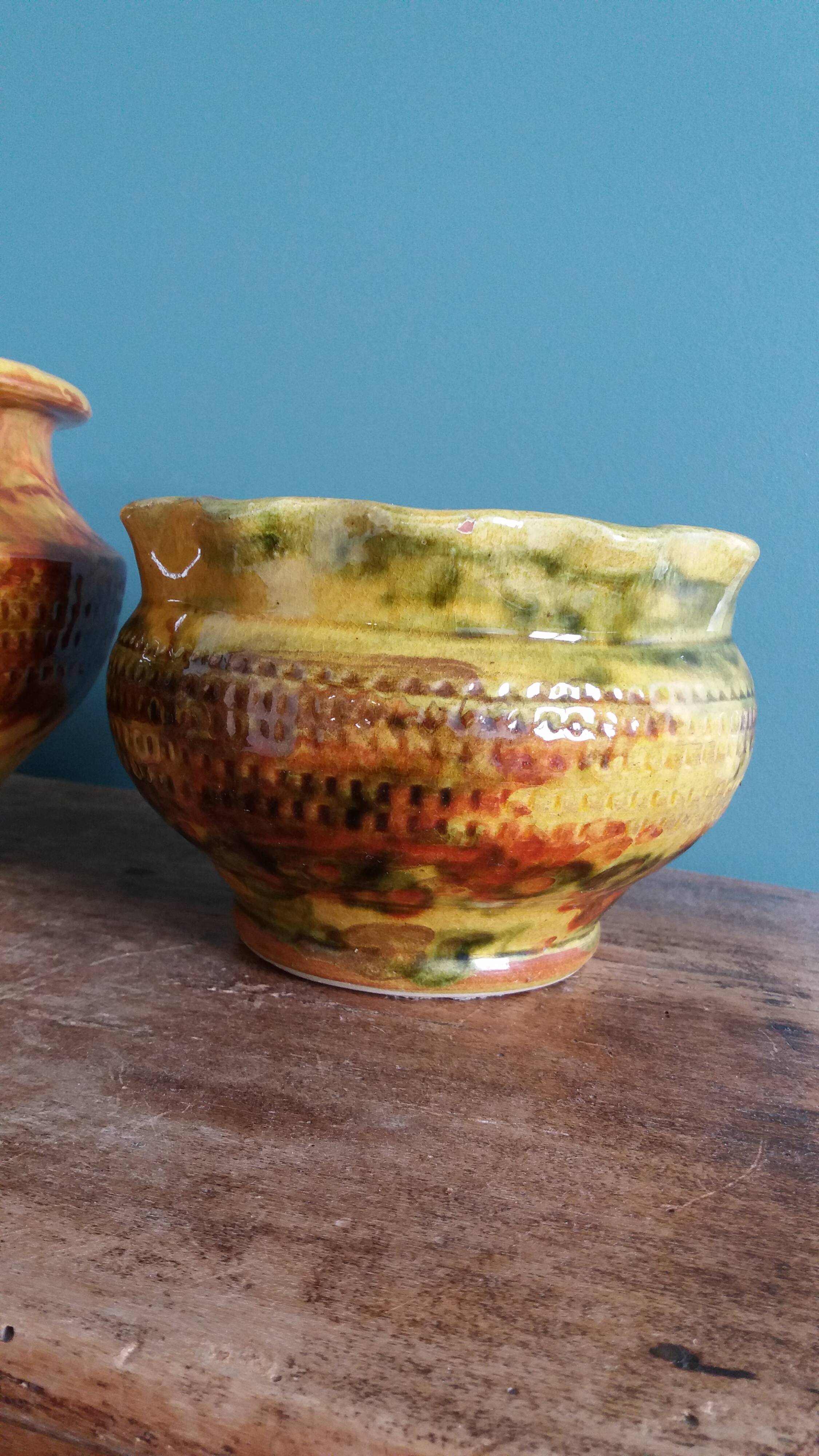 Flower pots, Provençal pottery in glazed terracotta.