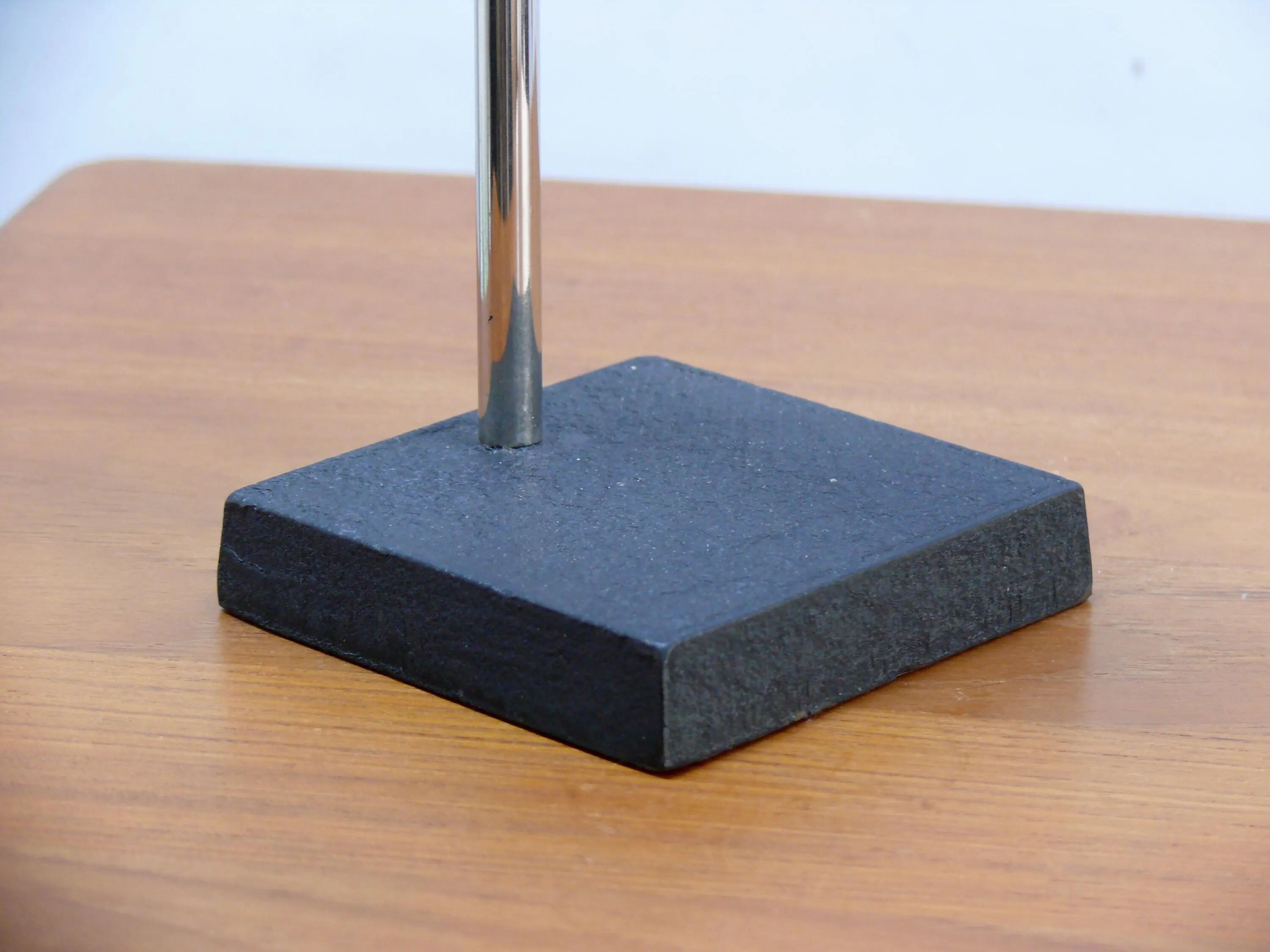 Cubic metal table lamp by Leclaire & Schäfer, 1960s