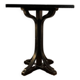 Square table
