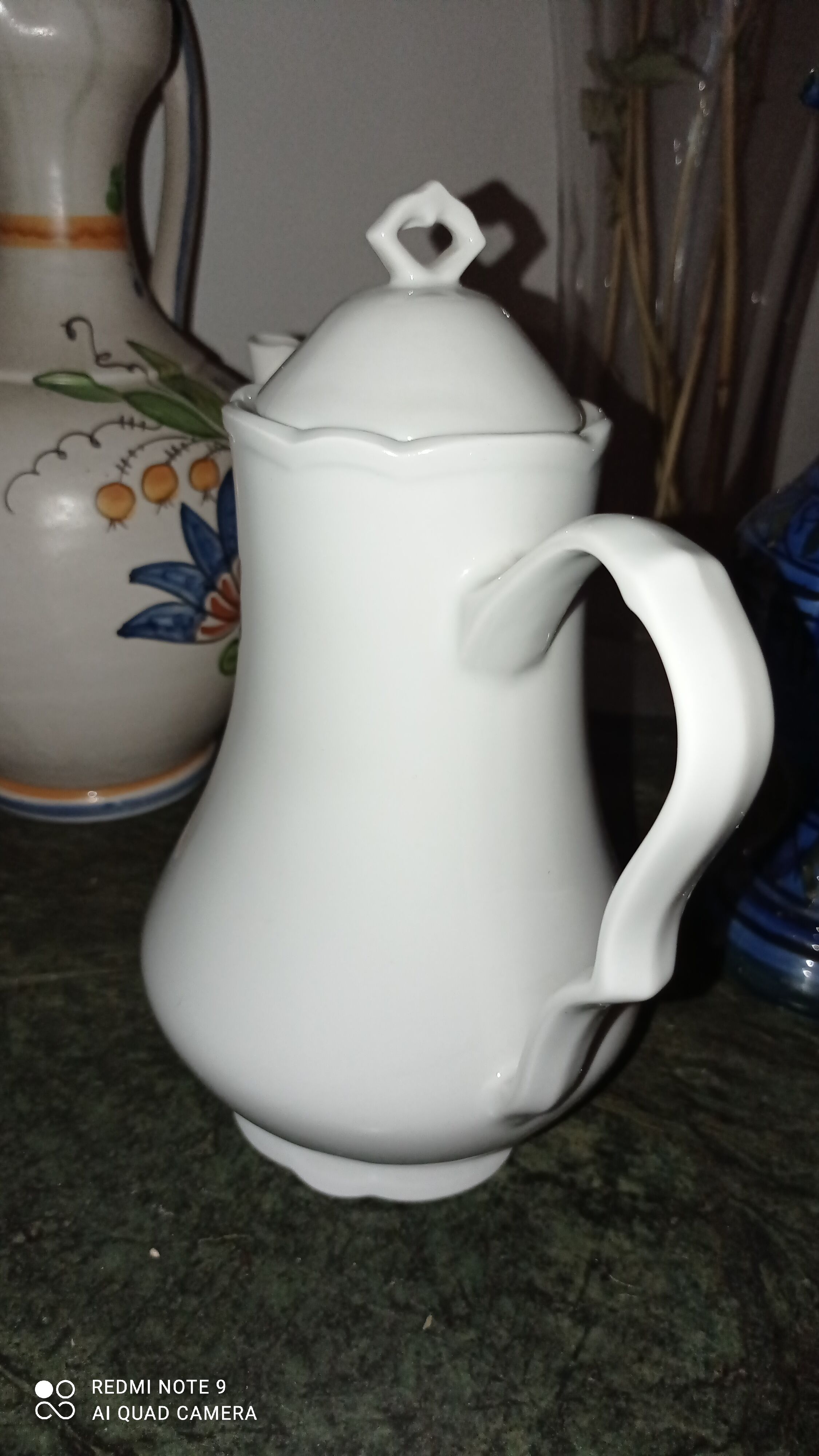 Coffee pot