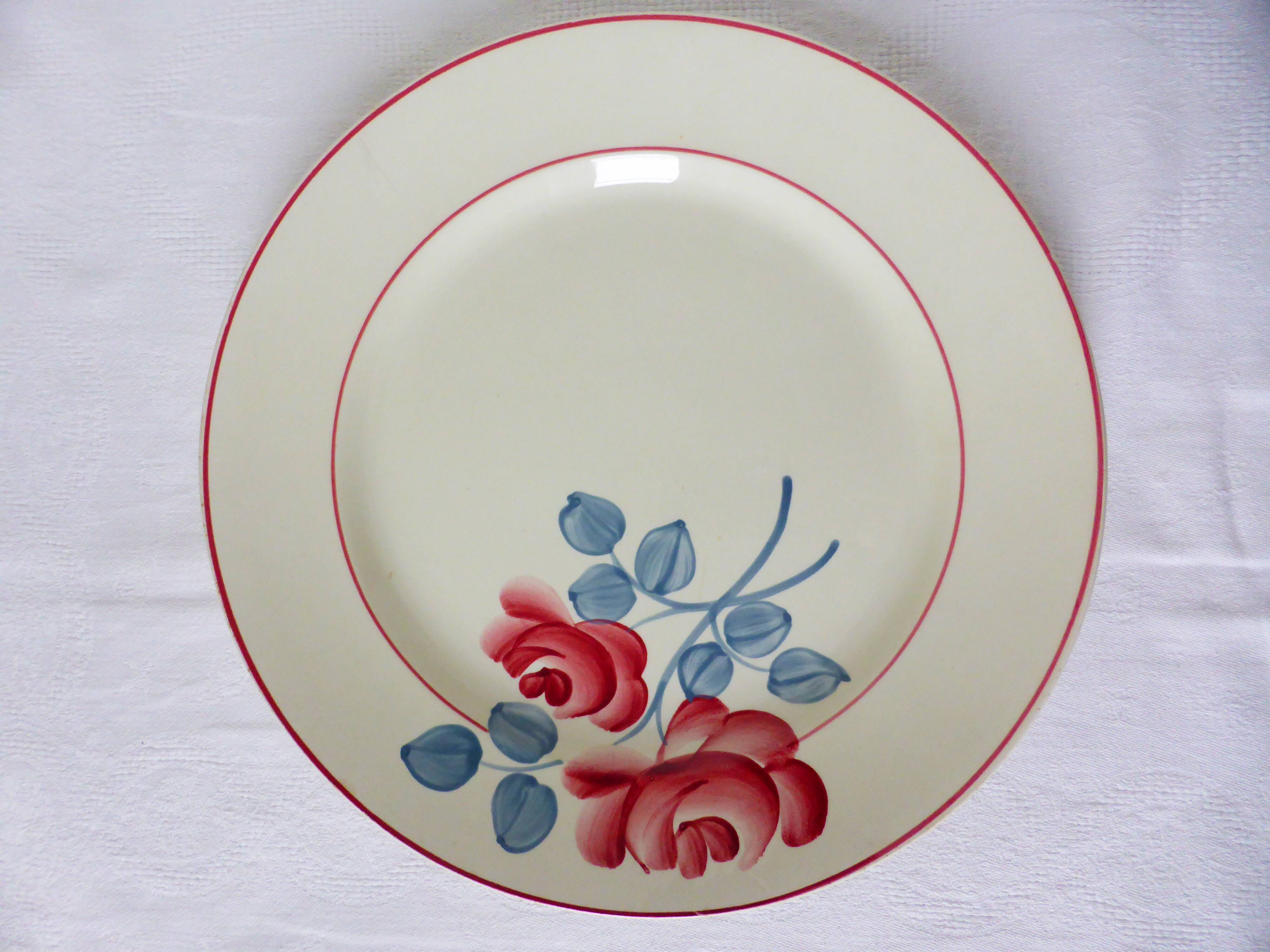 Plat rond vintage HBCM décoré à la main