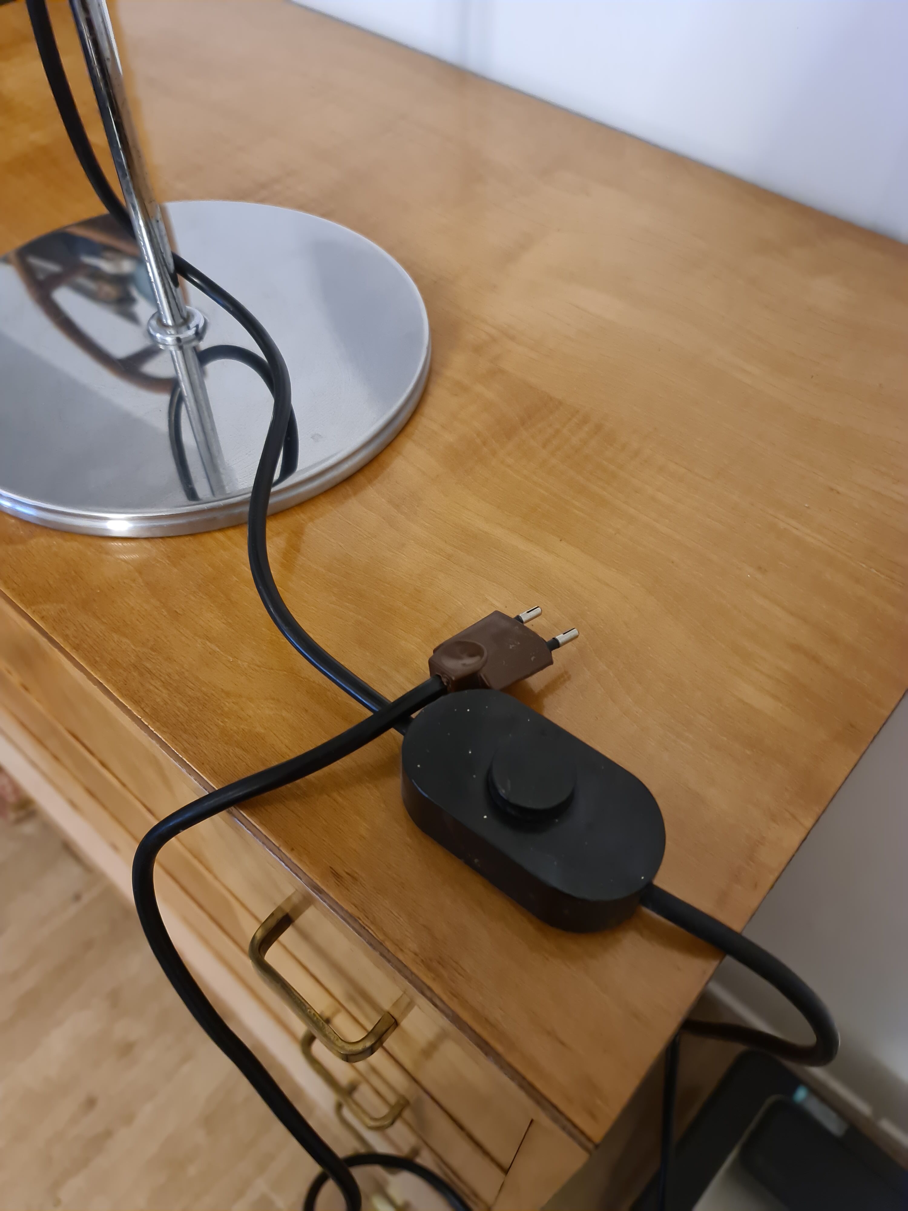 Lamp to pose Harvey Guzzini 1970 "Faro"