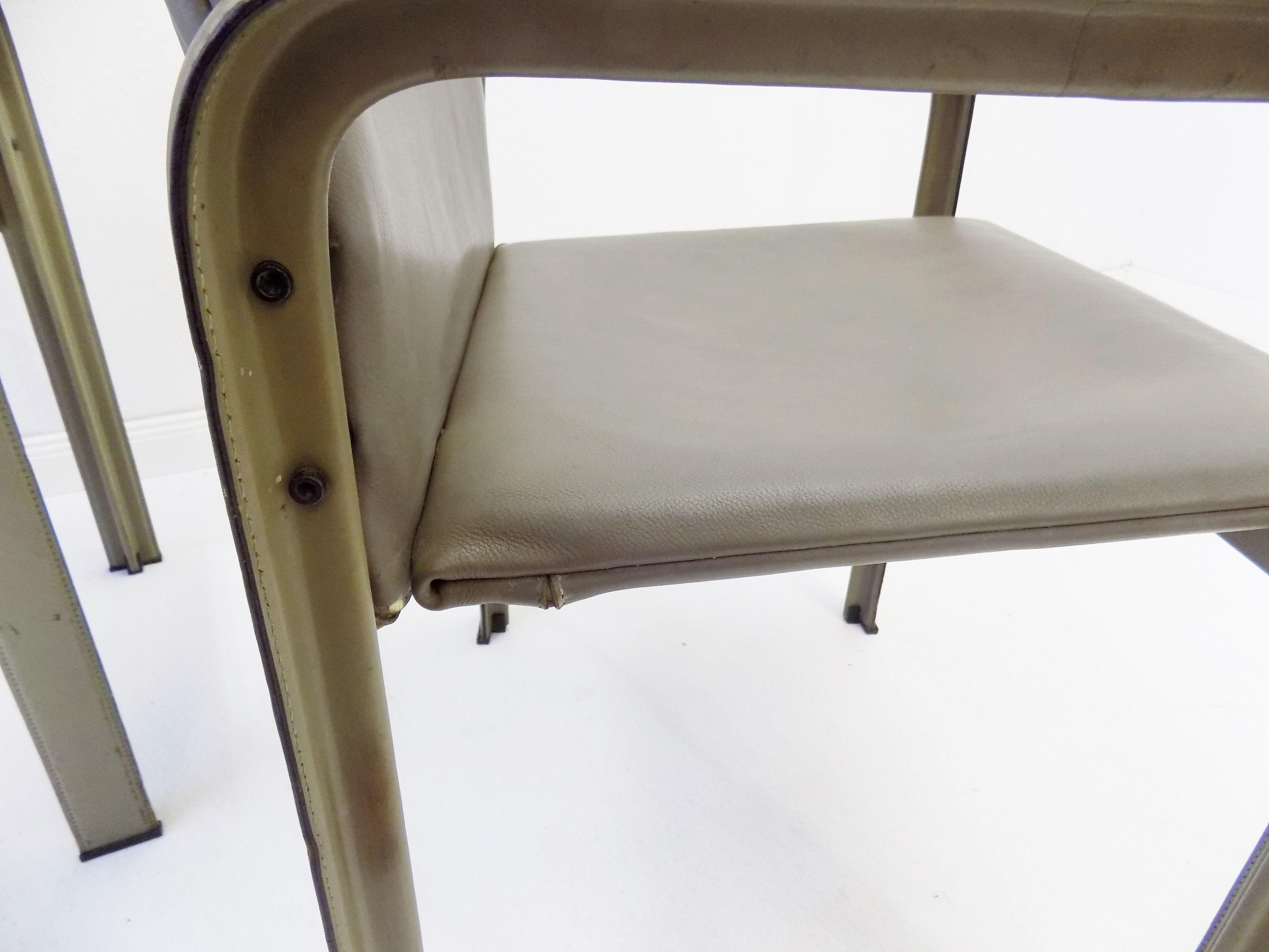 Lot de 2 fauteuils en cuir Matteo Grassi Golfo Dei Poeti