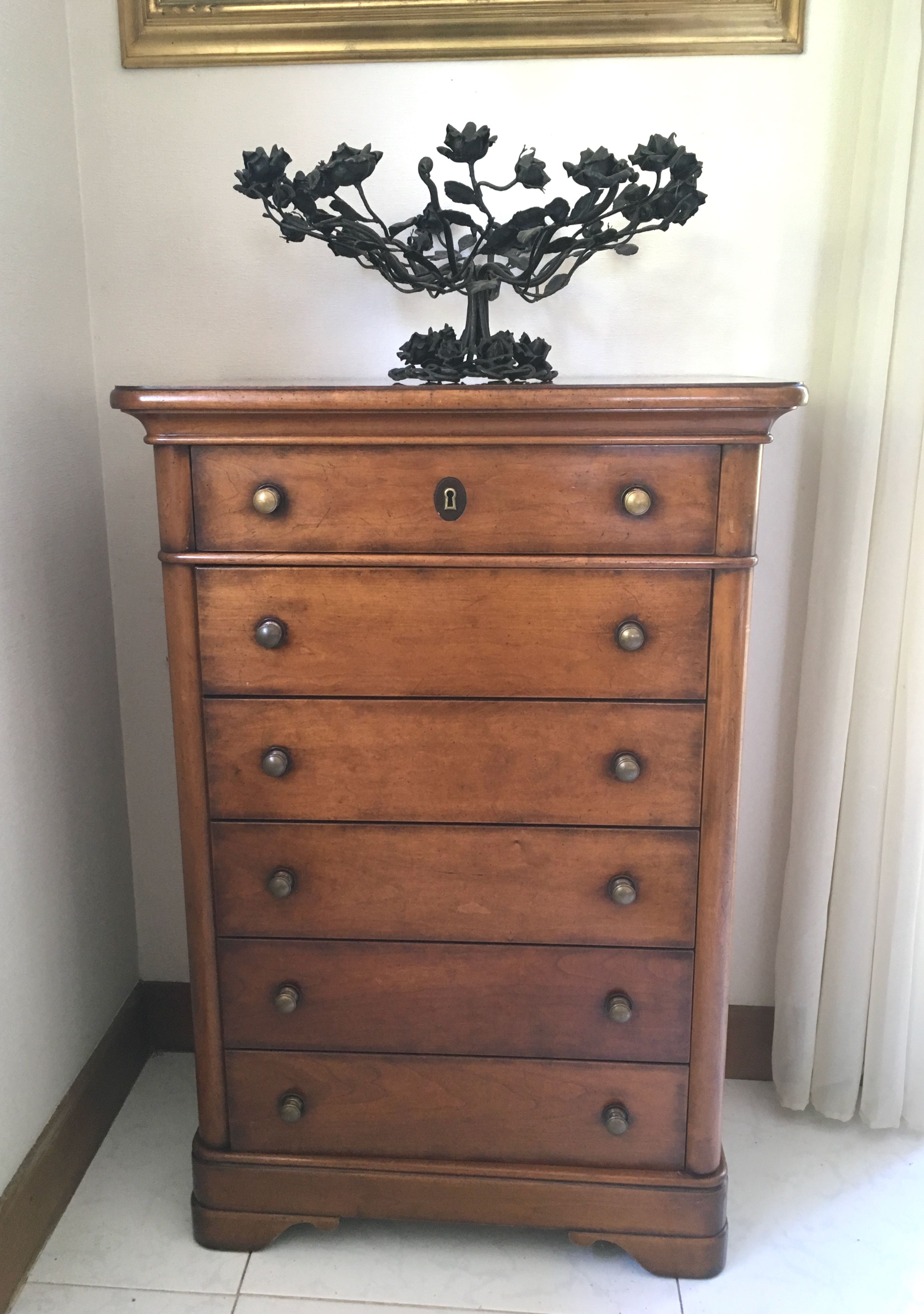 Commode vinyl cabinet 60s