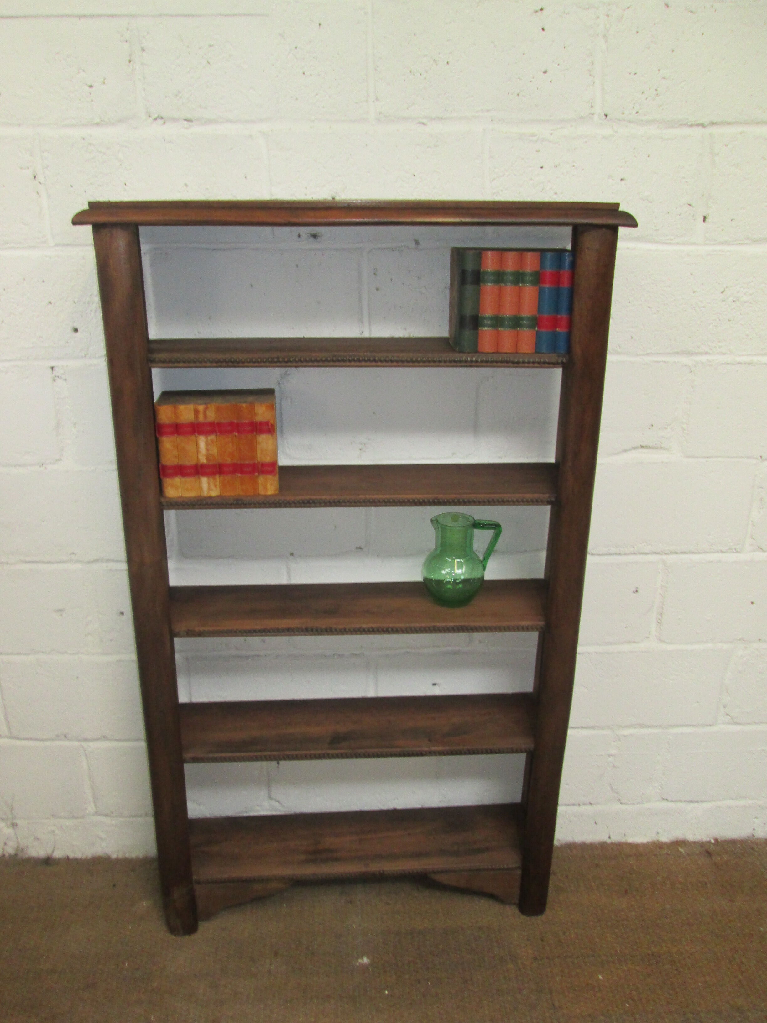 Etagère