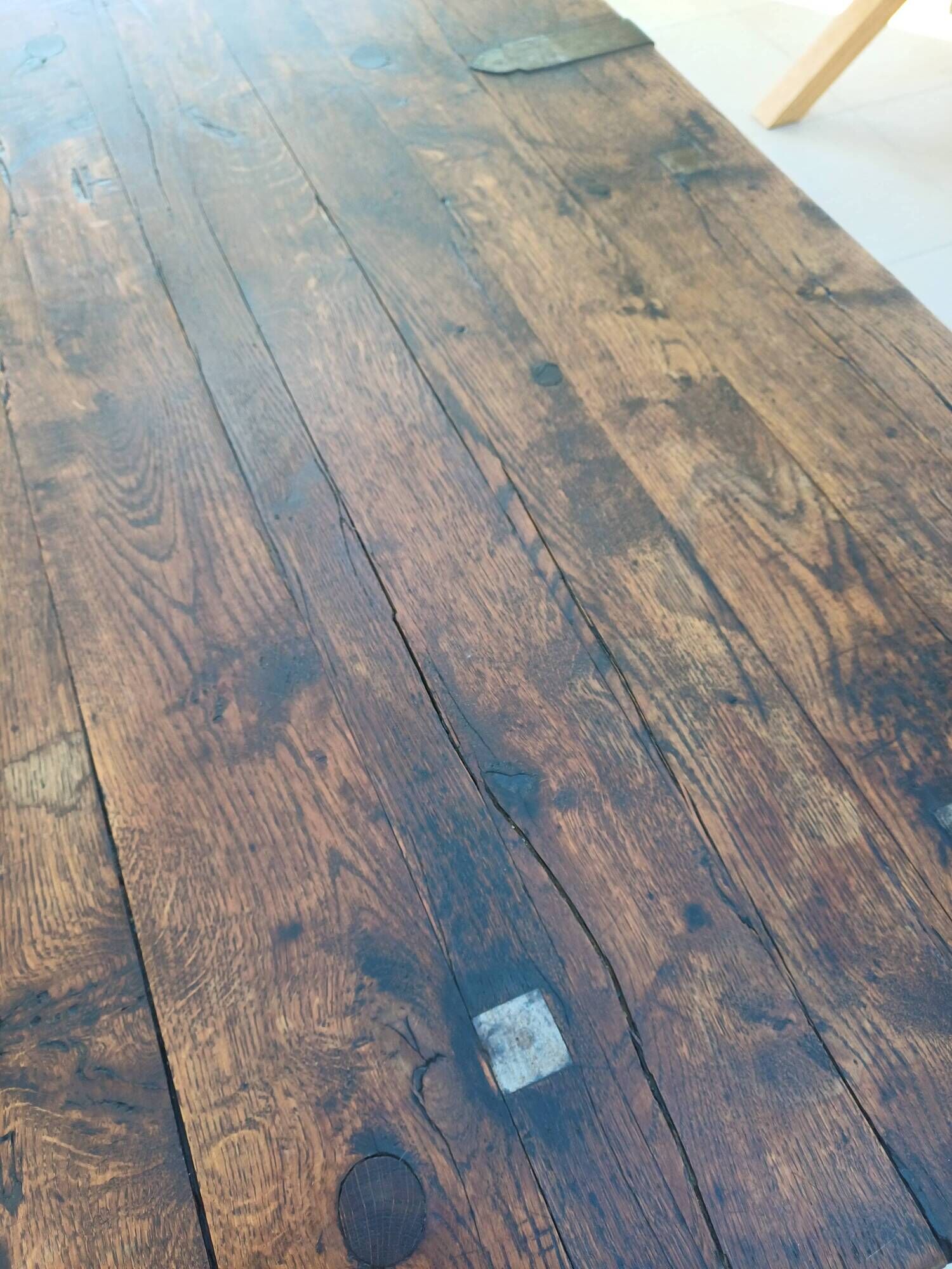 Centenary table in solid oak – Spanish Renaissance style (180 cm).