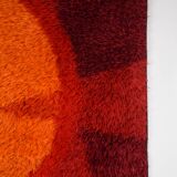 Geometric 60s carpet
