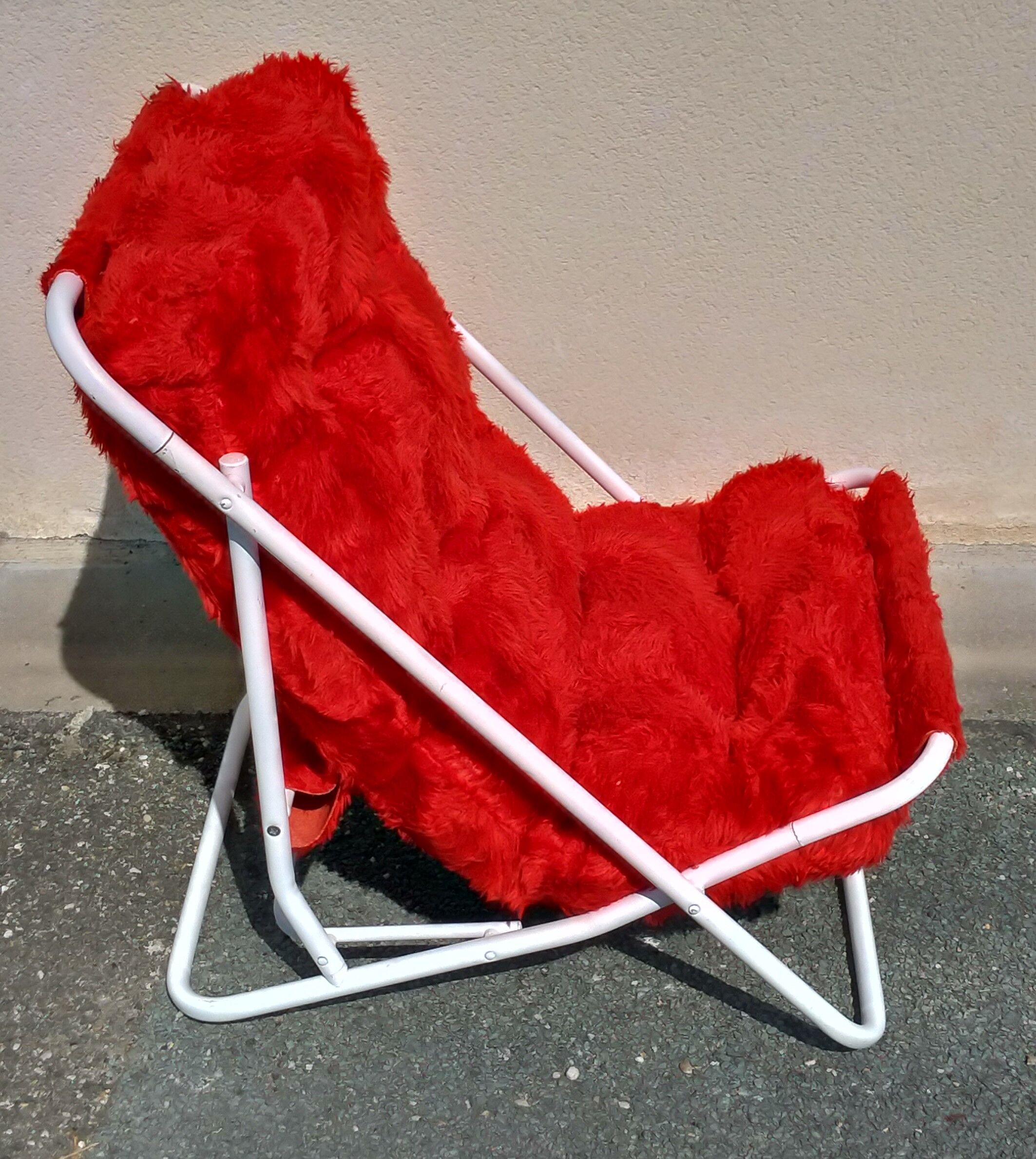 7s folding chair in faux fur