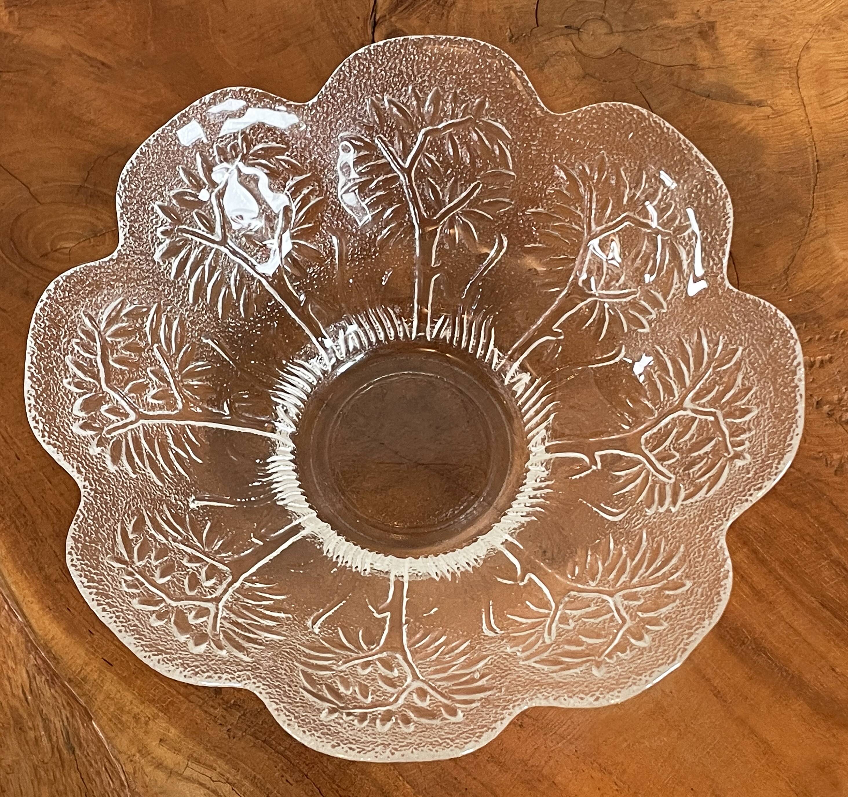 East German (GDR, probably Lausitzer) Crystal Glass Serving Bowl with Tree Motif