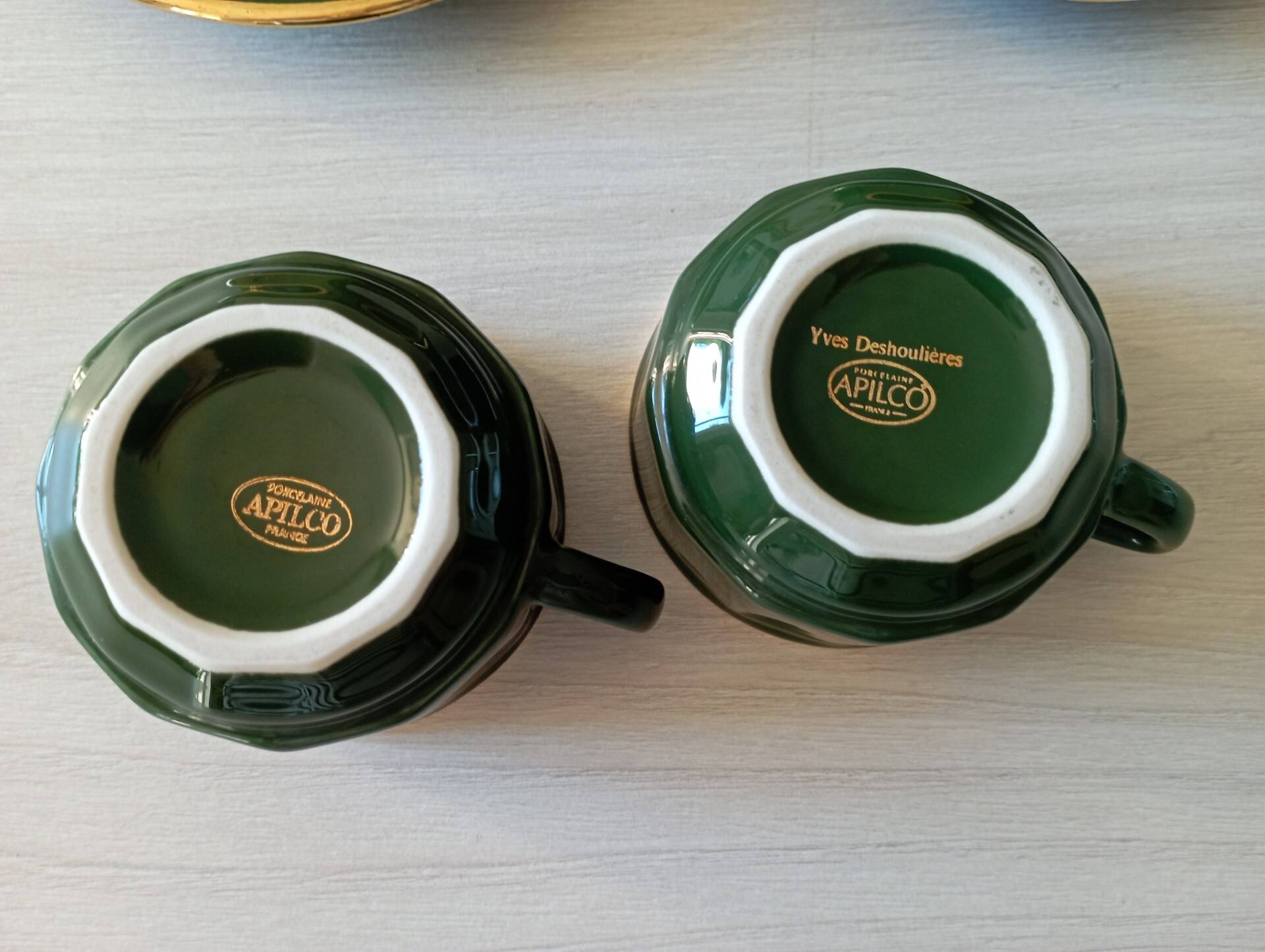 Duo of bistro cups