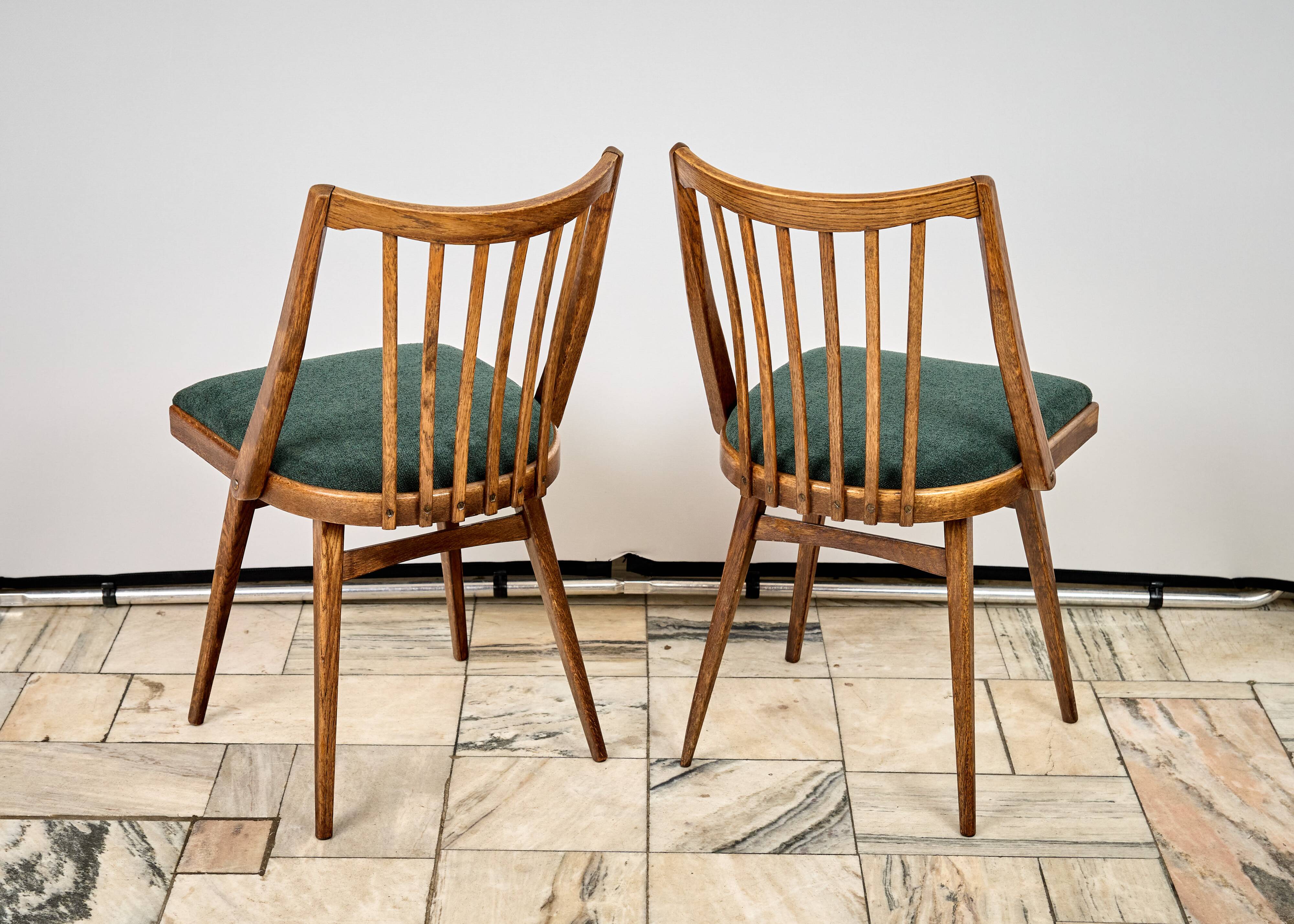Set of Four Oak Chairs by Antonín Šuman, 1960s, Czechoslovakia