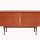 Buffet des années 1950 en noyer