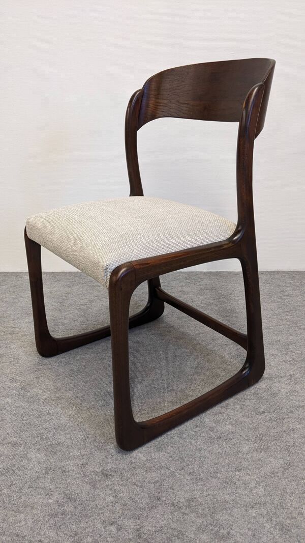 Série de 4 chaises traineau Baumann, France vers 1970
