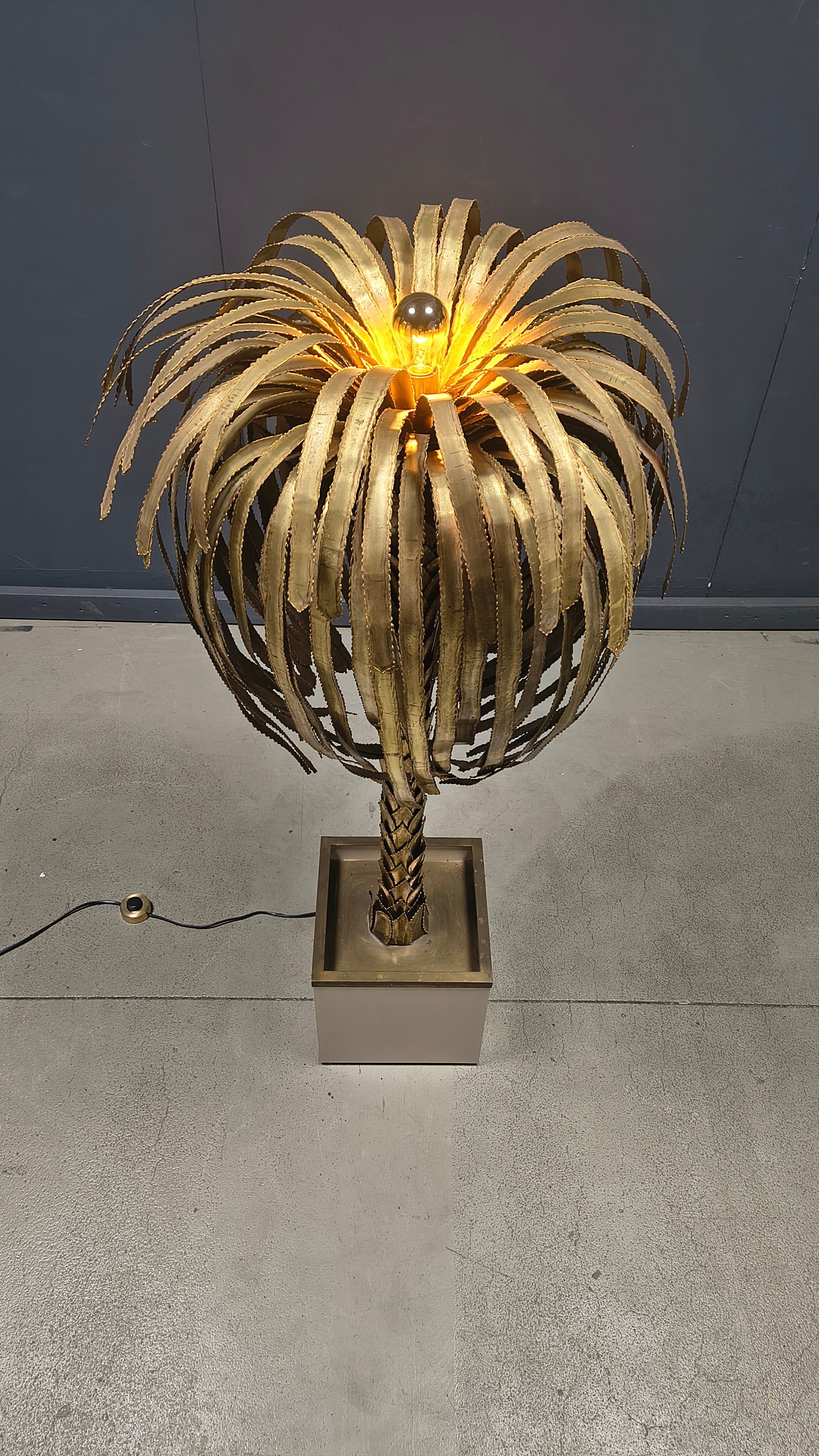 Brass palm tree floor lamp by Maison Jansen, 1970s